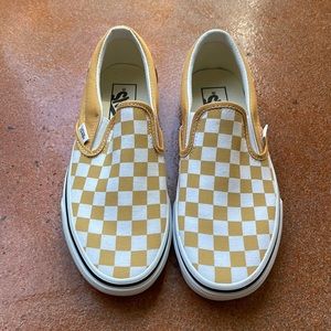 NWOT Vans - mustard color checked